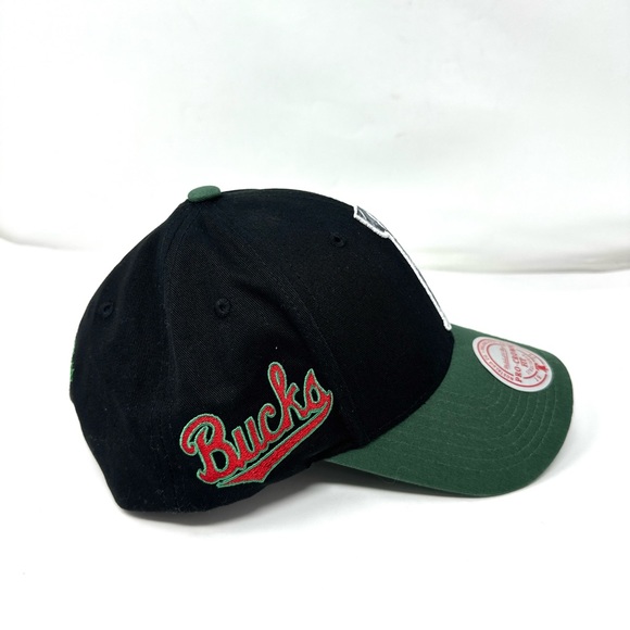 Kareem Abdul Jabbar Milwaukee Bucks Mitchell & Ness Hat - Picture 6 of 9